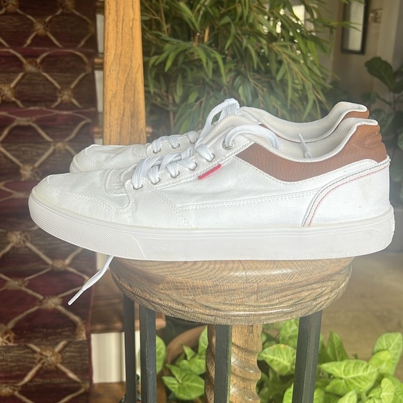 Levi’s Carter men’s sneakers very good condition size 13 - Picture 14 of 14